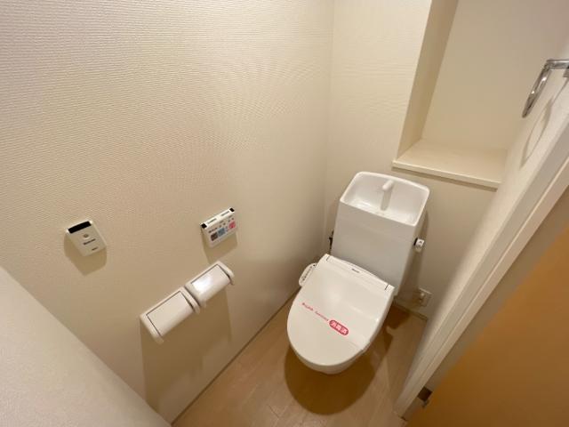 トイレ　シャワー付トイレ