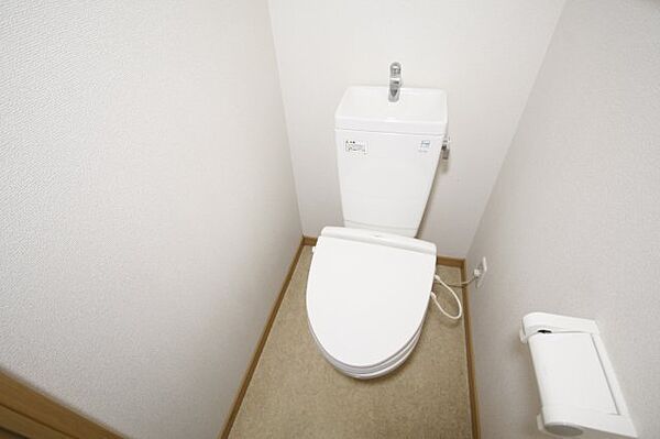 トイレ　（別タイプ参考写真）fortuna目白　豊島区目白5