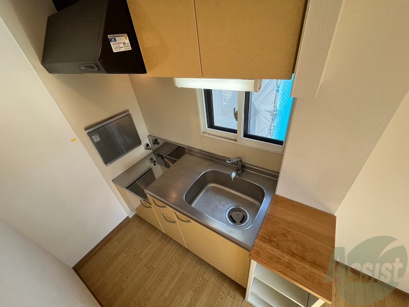 キッチン　キッチンです。ご自身でコンロを設置していただけます。