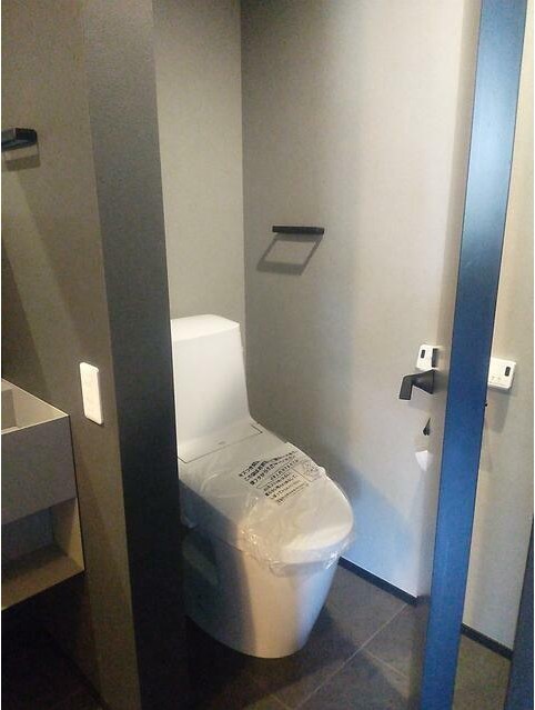 トイレ　嬉しい温水洗浄便座♪