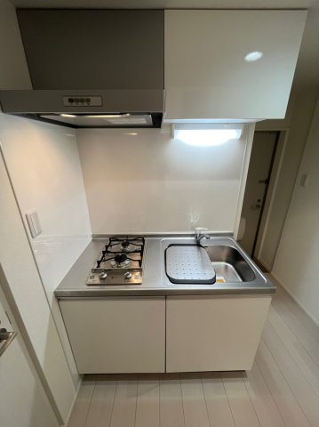 キッチン　同シリーズ物件のモデルルームになります※現況優先