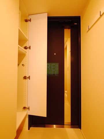 玄関　Brillia ist 千駄ヶ谷