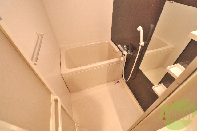 バス・シャワールーム　清潔感のある浴室！