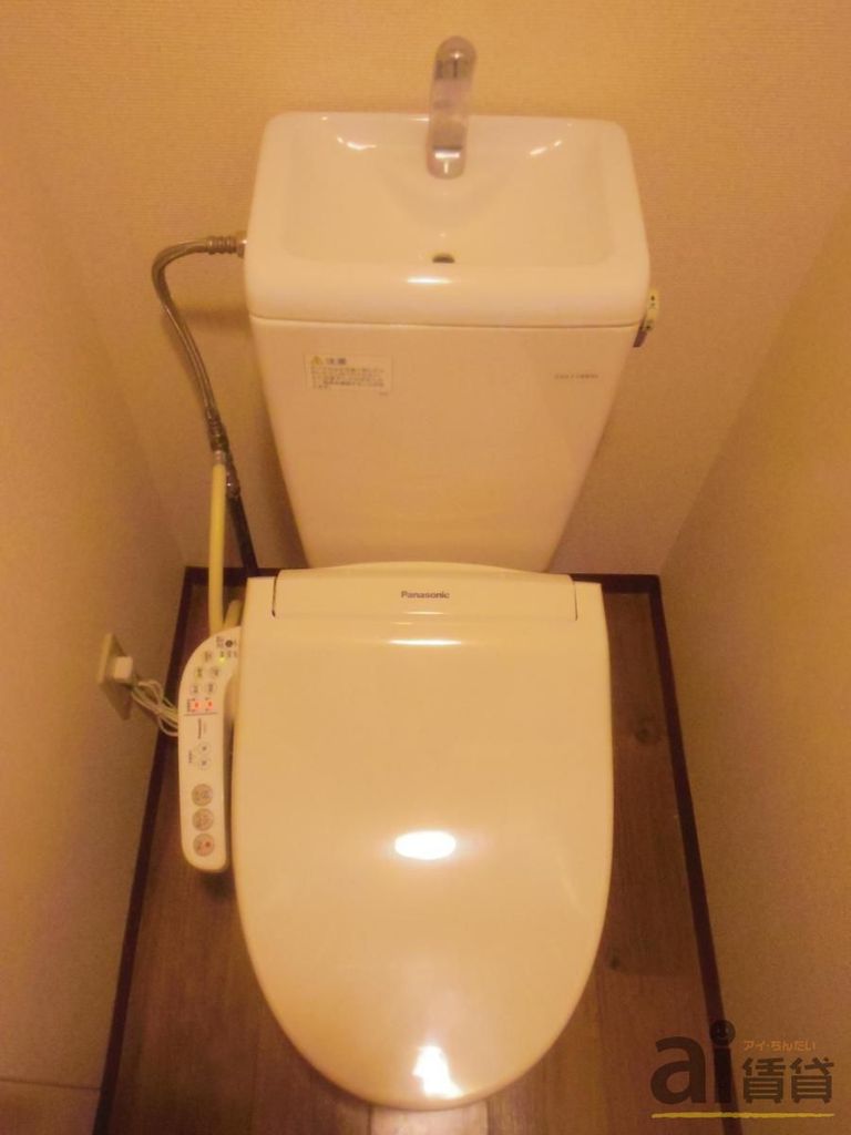 トイレ　※同仕様写真です