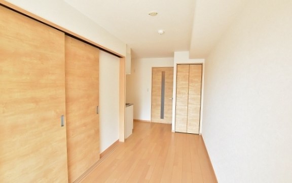 居室・リビング　★ＬＤＫ８帖★