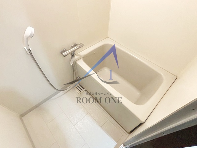 バス・シャワールーム　お風呂です。