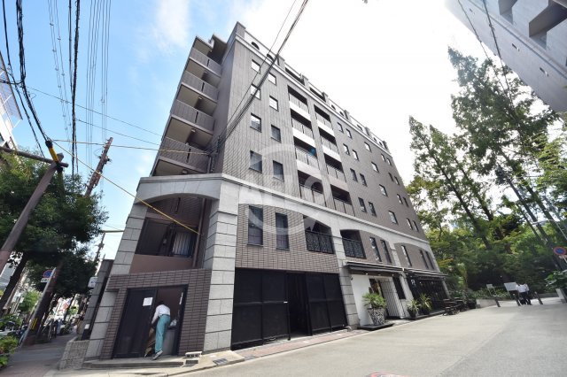 建物外観　プレステージ靭公園　外観