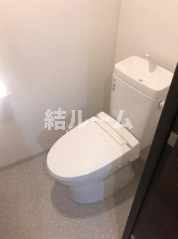 トイレ　別号室参考写真