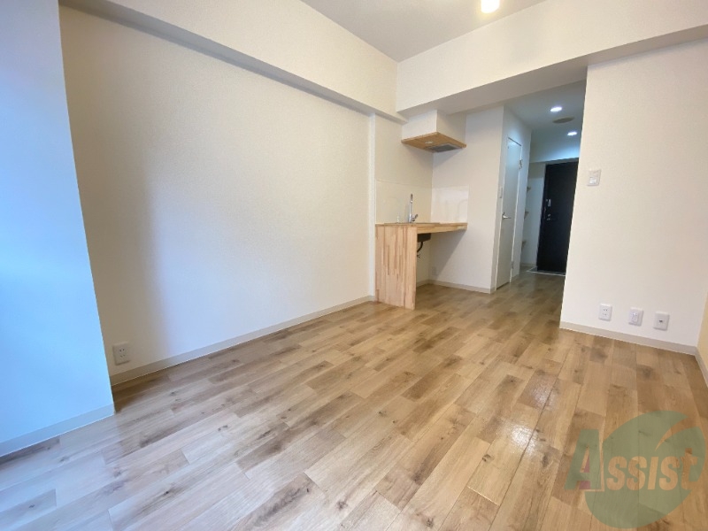 居室・リビング　こちらは洋室になります。落ち着いた雰囲気ですね。