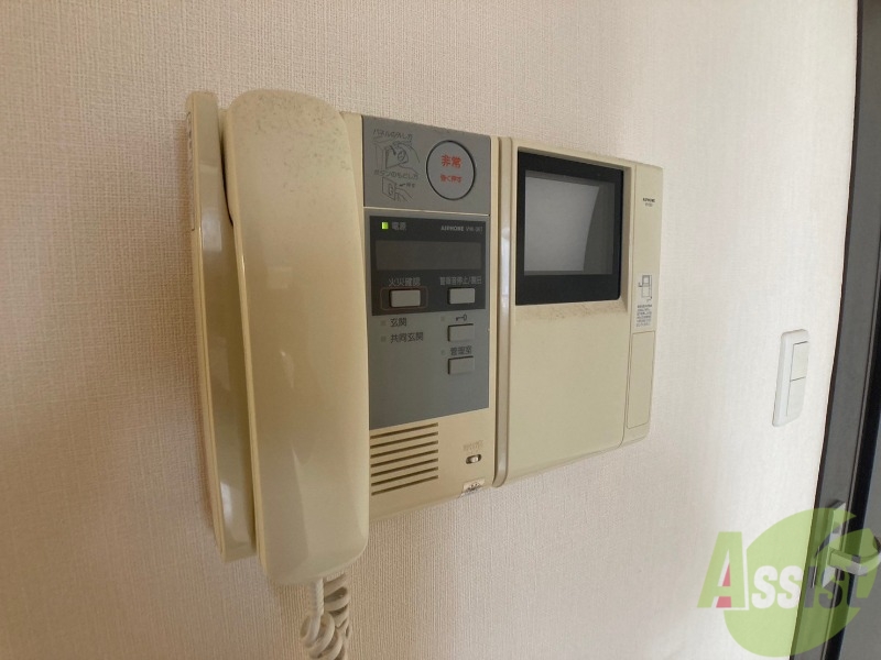 セキュリティ　モニタ付インターホンです。セキュリティ面も安心ですね！