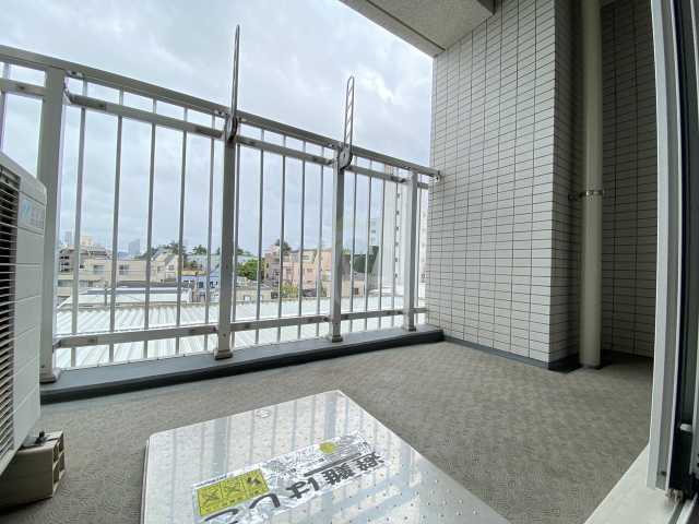 バルコニー　ドゥーエ東高円寺