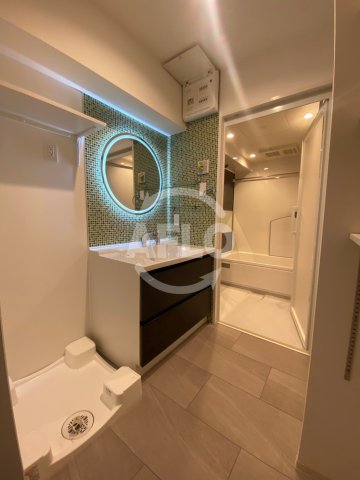 洗面設備　GLAM　STELLA松屋町　洗面所