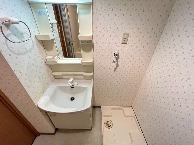 洗面設備　同仕様