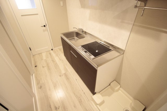 キッチン　2口IHクッキングヒーター付き