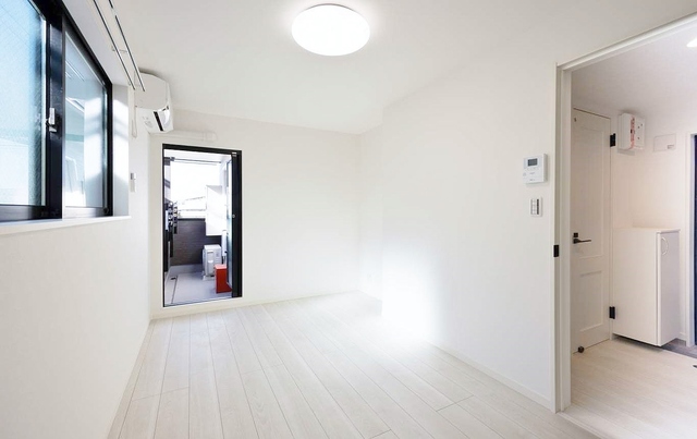 居室・リビング　同じ施工会社さんのお写真です。参考写真～