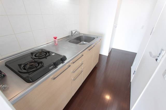キッチン　２口コンロのキッチンです