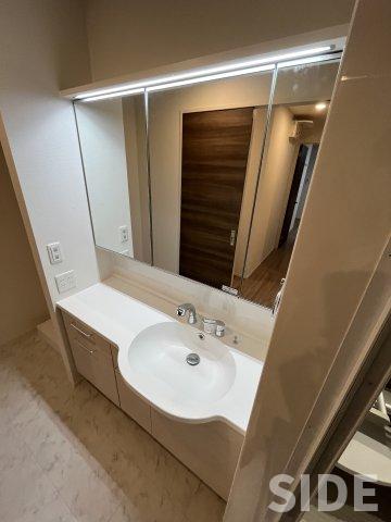 洗面設備　※同シリーズ参考画像