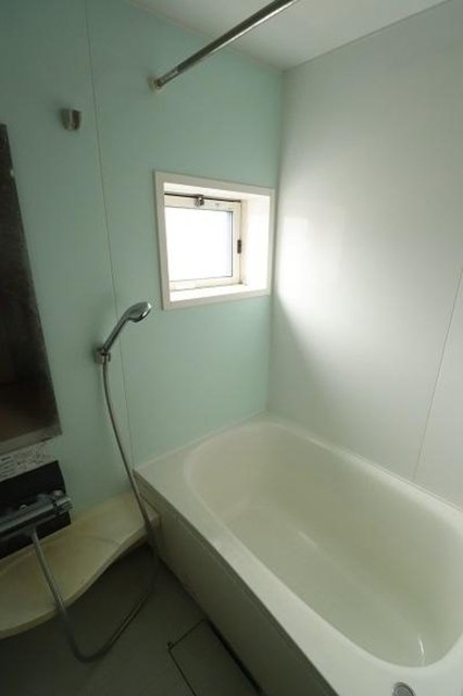 バス・シャワールーム　追焚・浴室換気乾燥機付バスルーム