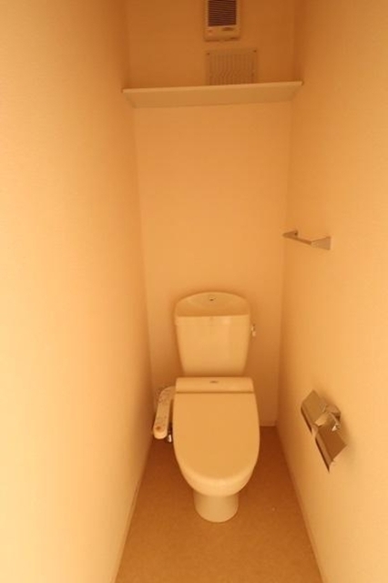 トイレ　温水洗浄暖房便座