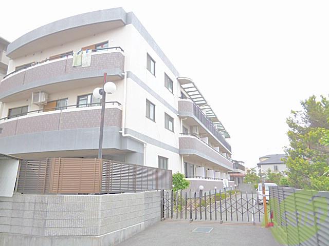 建物外観　豊中市栗ケ丘【ヴィラマロンヒルズ】