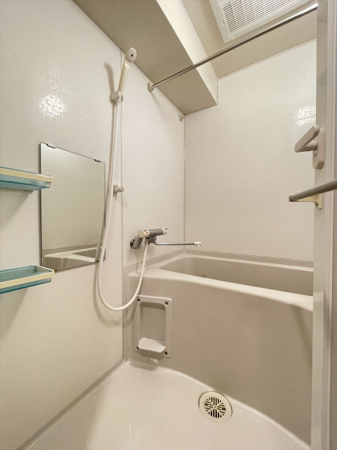 バス・シャワールーム　※同タイプ参考写真