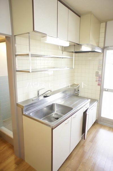 キッチン　広いキッチンはお料理はかどります。