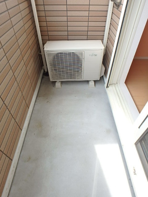 バルコニー　図面と現状に相違がある場合には現状を優先