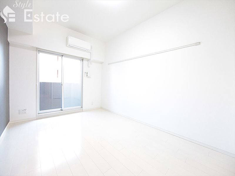 居室・リビング　内装