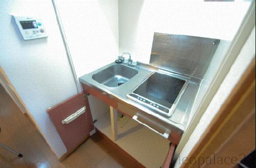 キッチン　備品や設備仕様は号室等により異なります現地をご確認下さい。