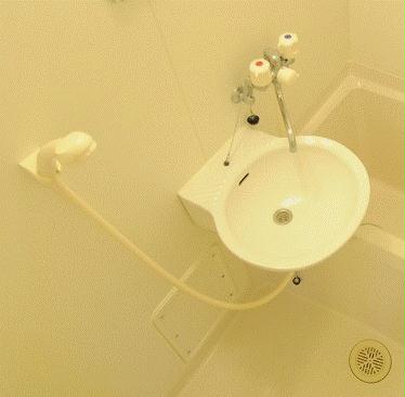 洗面設備　備品や設備仕様は号室等により異なります現地をご確認下さい。