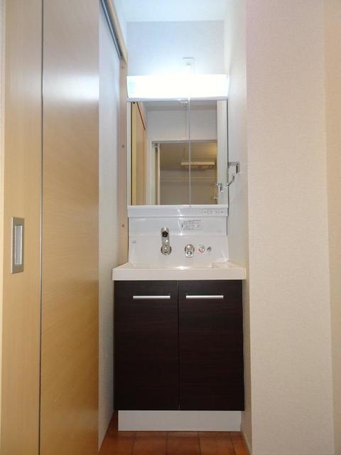 洗面設備　★収納付き、独立洗面台★