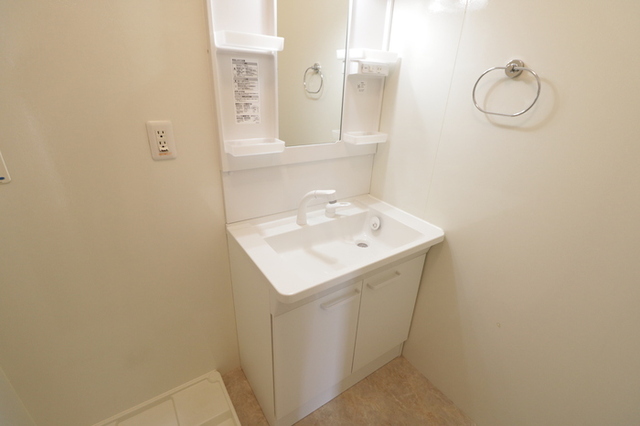 洗面設備　１０１・洗面所