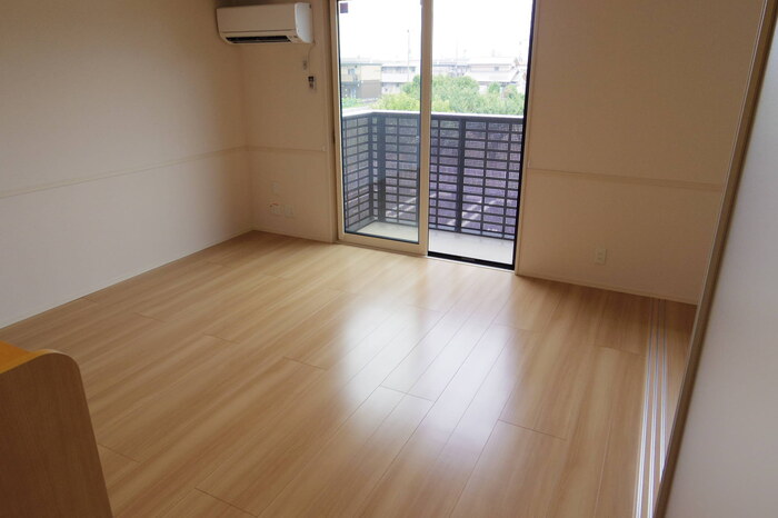 居室・リビング　リビング