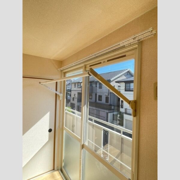 その他設備　室内物干