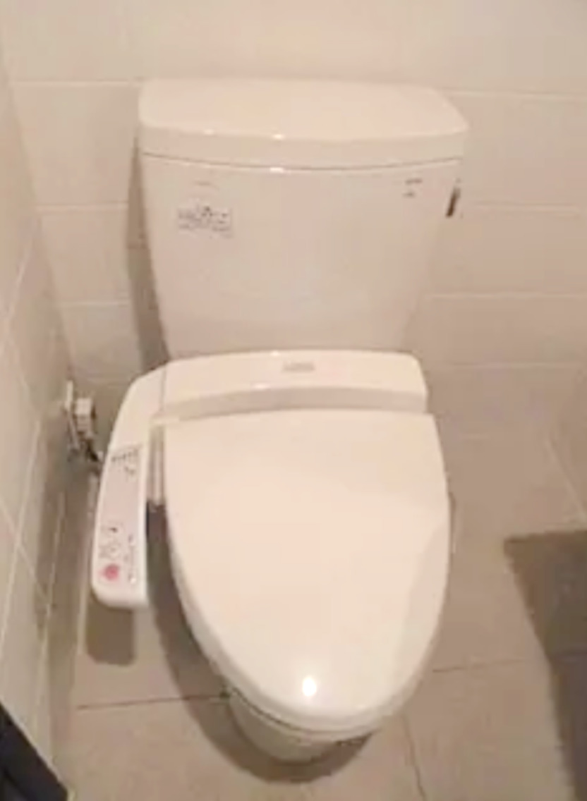 トイレ　トイレ