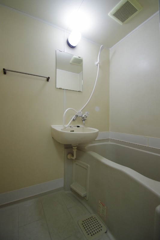 バス・シャワールーム　現状優先