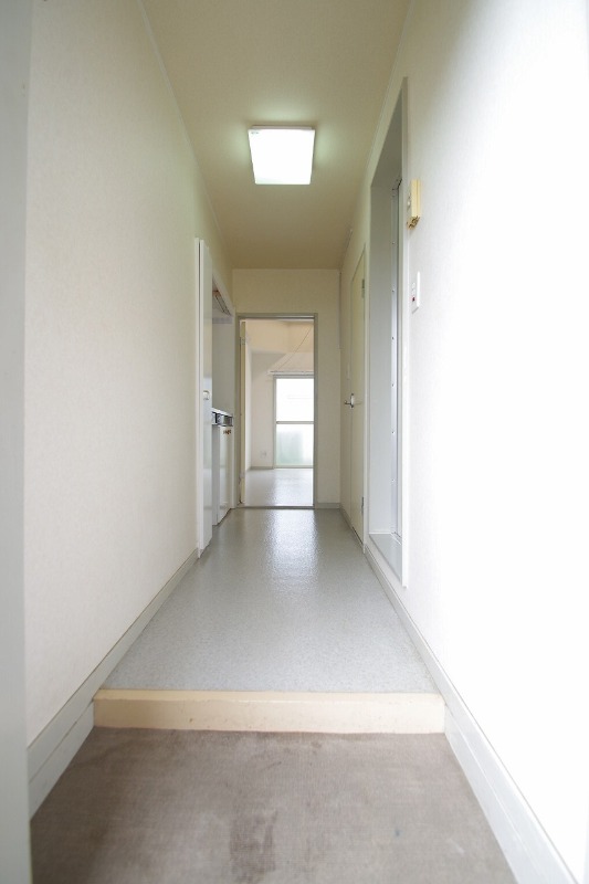 玄関　現状優先