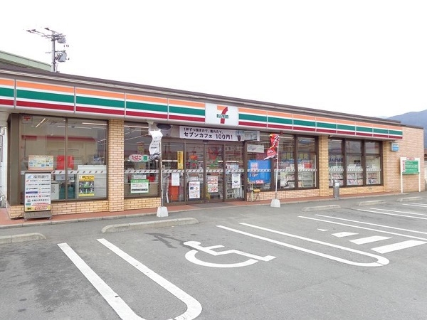 コンビニ　セブンイレブン 須恵中央店（コンビニ）まで477m