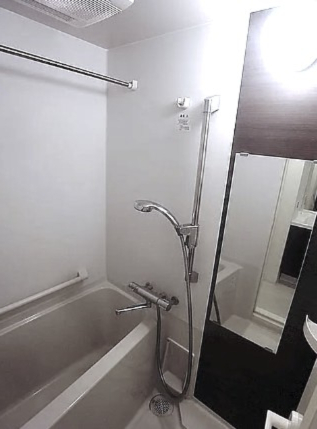 バス・シャワールーム　風呂