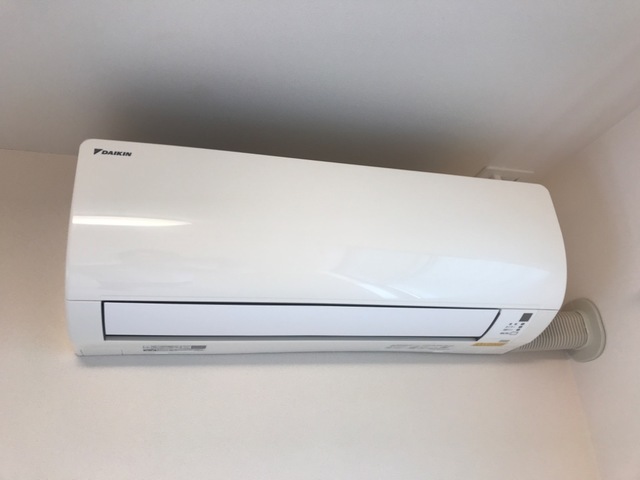 その他設備　洋室エアコン