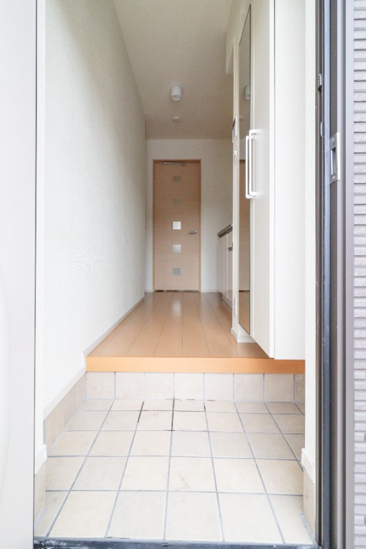 玄関　図面と現状に相違がある場合には現状を優先