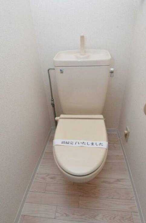 トイレ　※別部屋参考写真