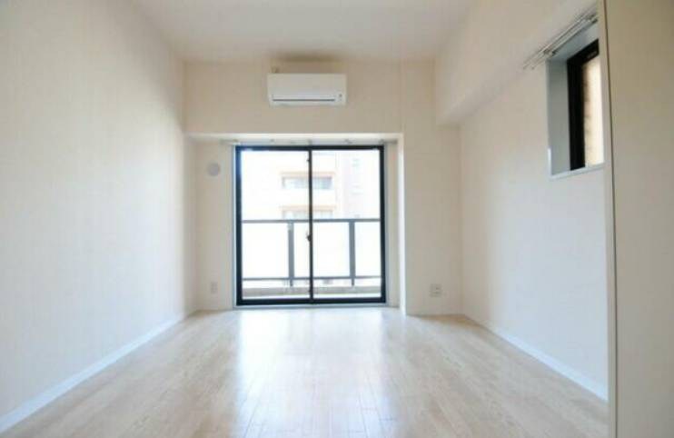 居室・リビング　※別部屋参考写真