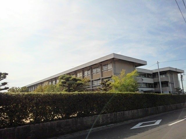 小学校　多度津町立豊原小学校（小学校）まで750m