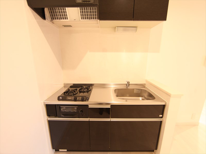 キッチン　システムキッチン（2口ガスコンロ・グリル付）
