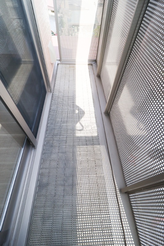 バルコニー　図面と現状に相違がある場合には現状を優先