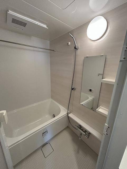 バス・シャワールーム　追い炊き機能付きです