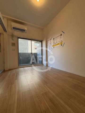 居室・リビング　セレニテ南堀江エクラ　リビング