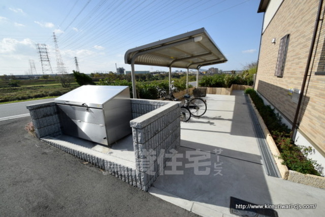 エントランス　専用ゴミ置き場