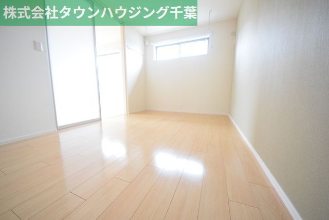 その他部屋・スペース　室内物干しありエアコン設置可